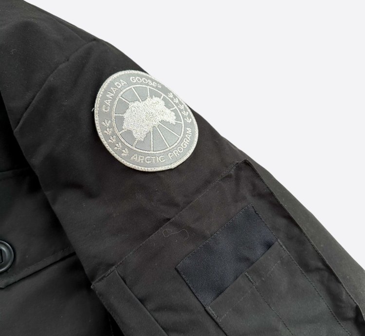 Canada Goose Juun Black Expedition Men Jacket