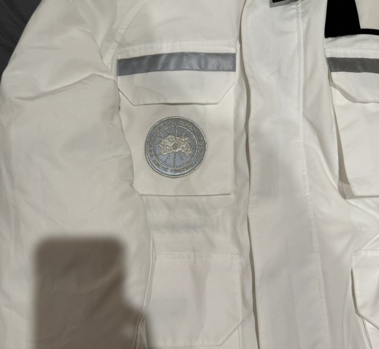 Canada Goose Juun Snow Mantra Down Parka