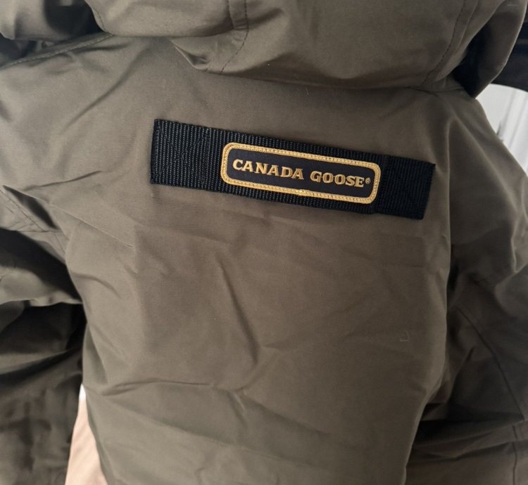 Canada Goose Langford Men Parka size Small