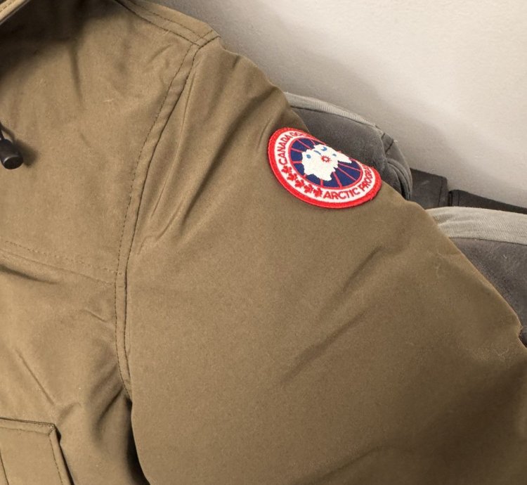 Canada Goose Langford Men Parka size Small