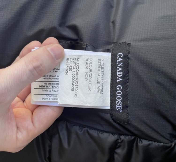 Canada Goose Lodge Down Jacket Matte Finish - Size
