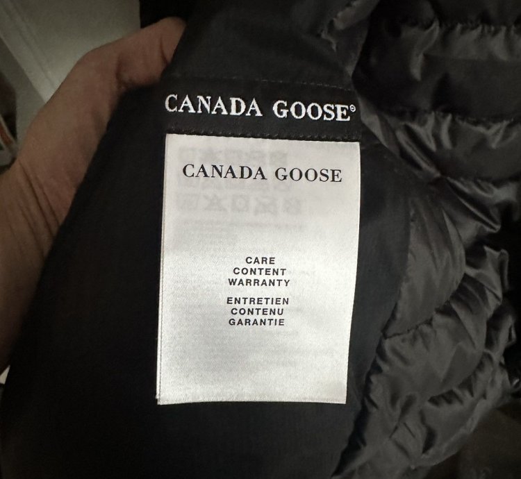 Canada Goose Lodge Hoody Black Small Packable Down Jacket