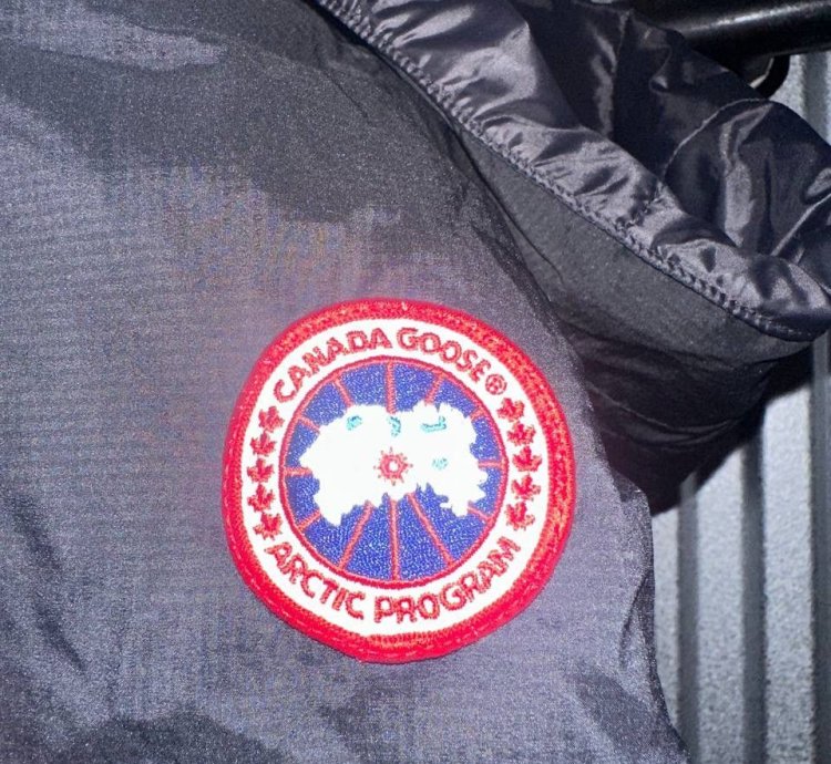 Canada Goose Lodge Hoody Black Small Packable Down Jacket