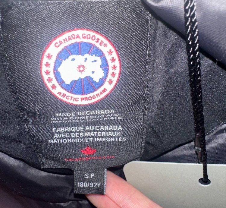 Canada Goose Lodge Hoody Black Small Packable Down Jacket