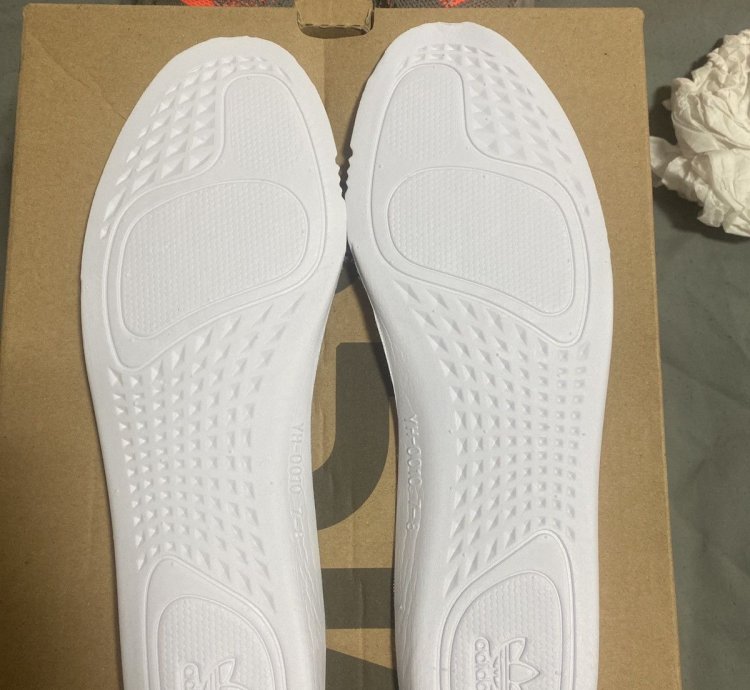 Adidas Yeezy 350 V2 Beluga Reflective