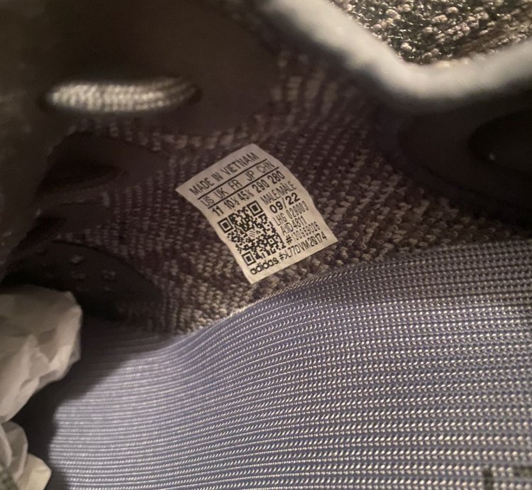 adidas Yeezy 350 V2 Dark Salt size 11 DS OG All