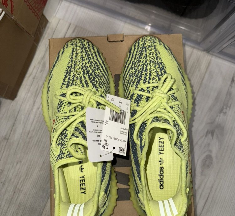 Adidas Yeezy 350 V2 Semi Frozen
