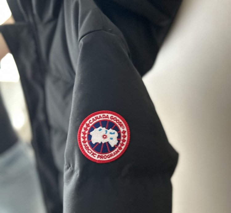 Canada goose Macmillan Jacket Size Medium