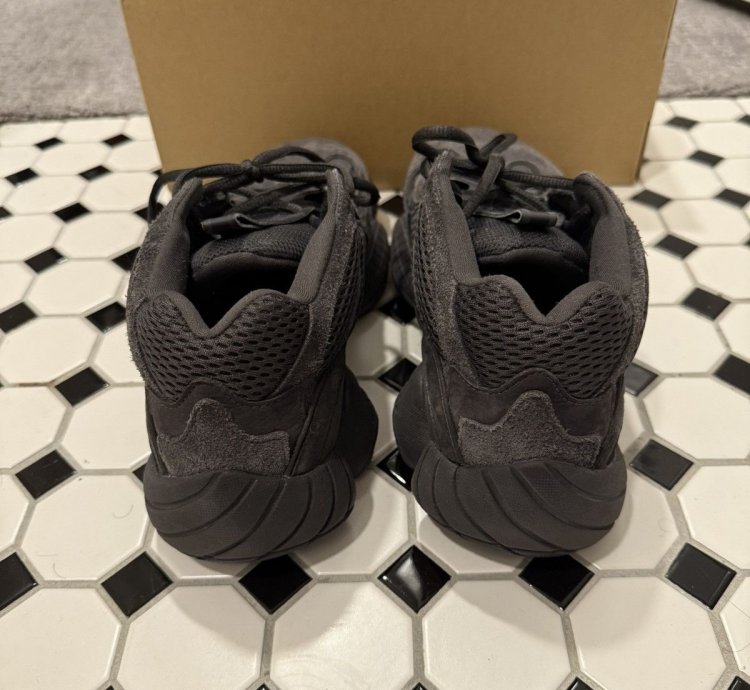 Adidas Yeezy 500 Utility Black
