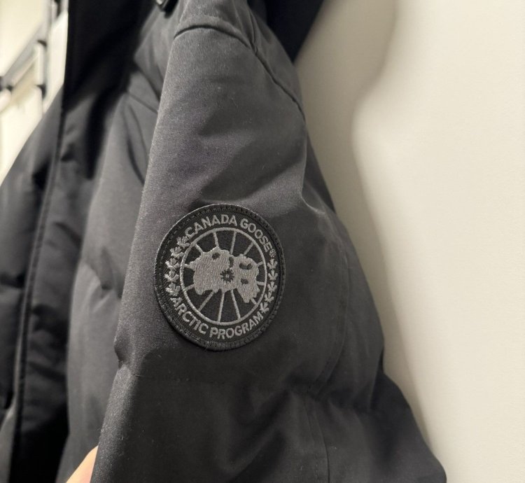 Canada Goose MacMillan Parka Black Label