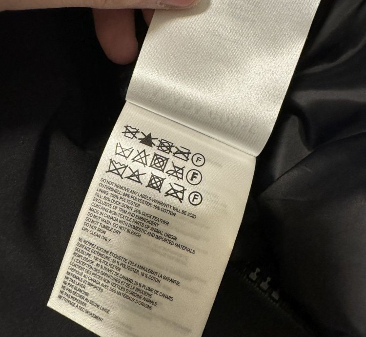 Canada Goose MacMillan Parka Black Label