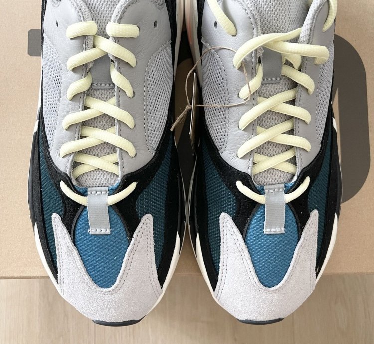 Adidas Yeezy 700 Wave Runner - Size 9 5