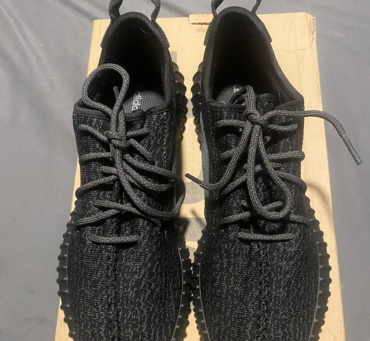 Adidas Yeezy Boost 350 v1 Pirate Black
