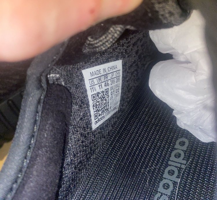 Adidas Yeezy Boost 350 v1 Pirate Black