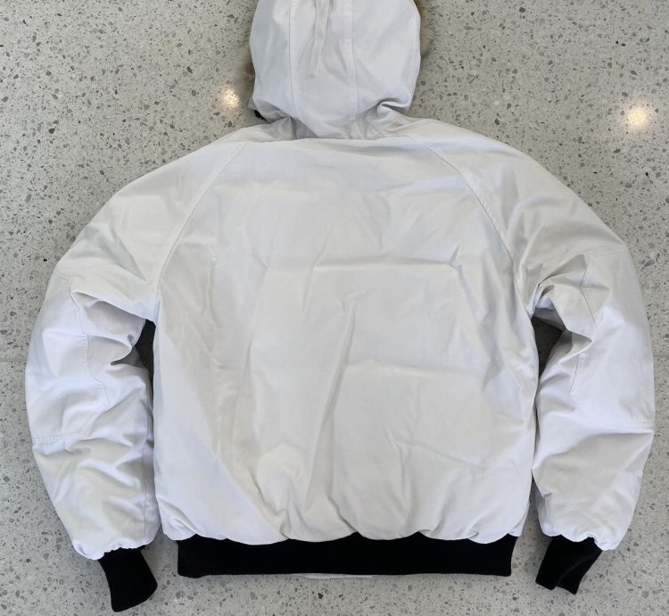Canada Goose Mens White Down Bomber Jacket Large