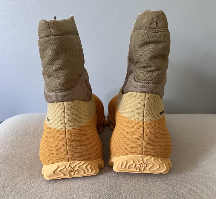 Adidas Yeezy Knit RNR Boot in Sulfur