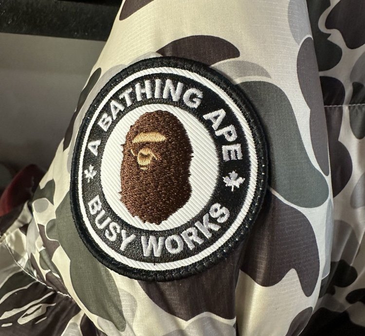 Canada goose puffer medium bape