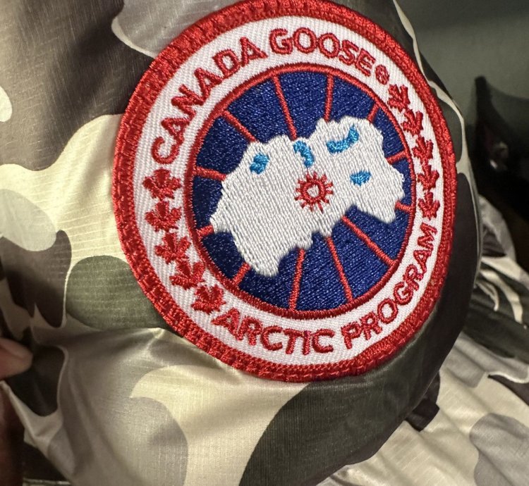 Canada goose puffer medium bape