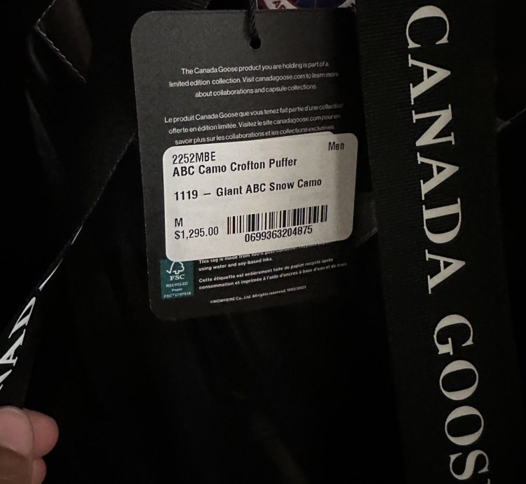 Canada goose puffer medium bape