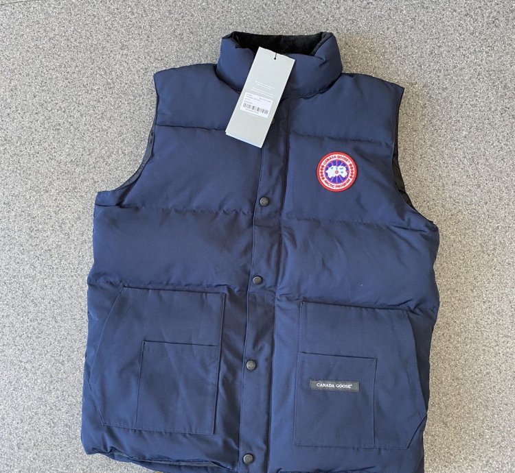 Canada Goose Puffer Vest