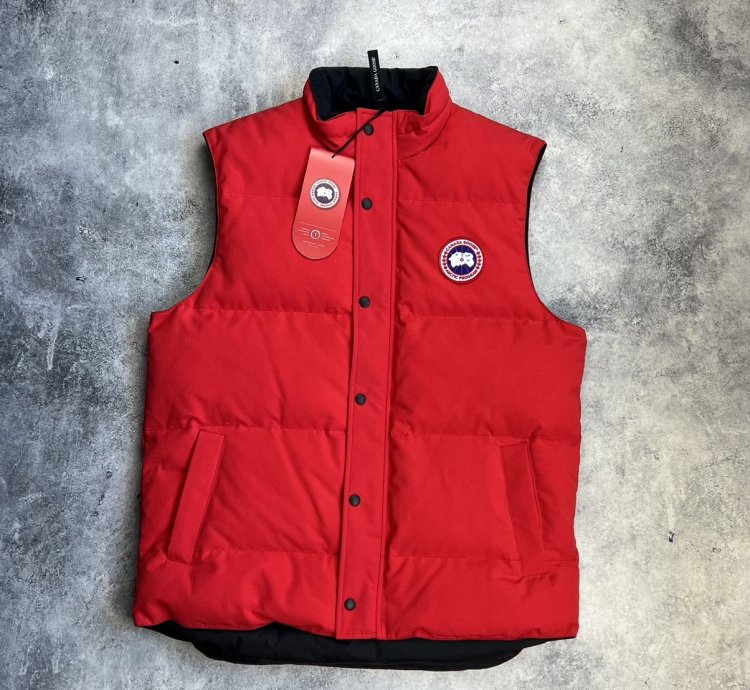 Canada goose red freestyle gilet