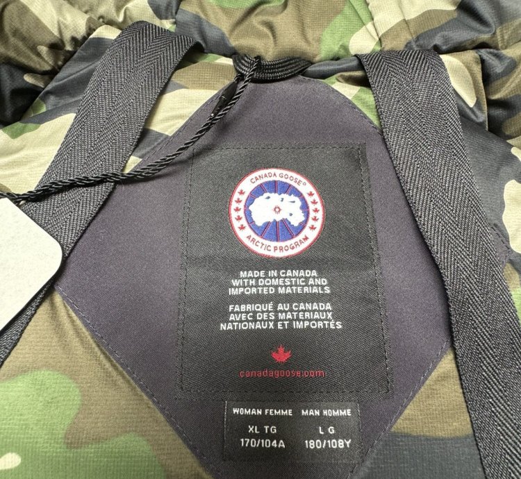 Canada Goose Regeneration Chilliwack Puffer Jacket Bomber