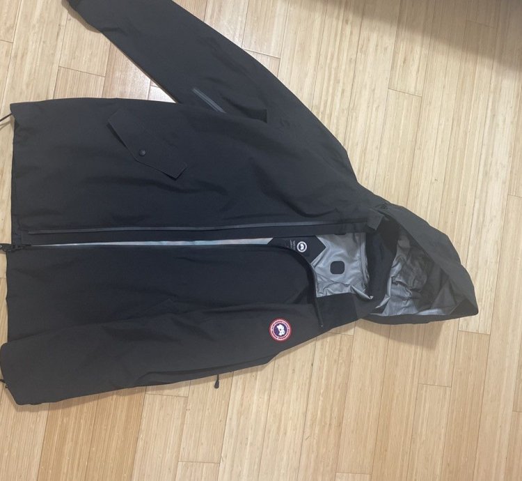 Canada Goose Riverhead Rain Jacket