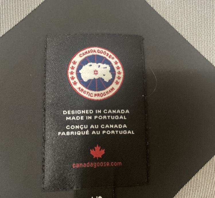 Canada Goose Riverhead Rain Jacket