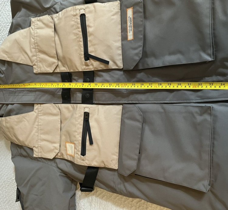 Canada Goose Salehe Bembury Expedition Parka