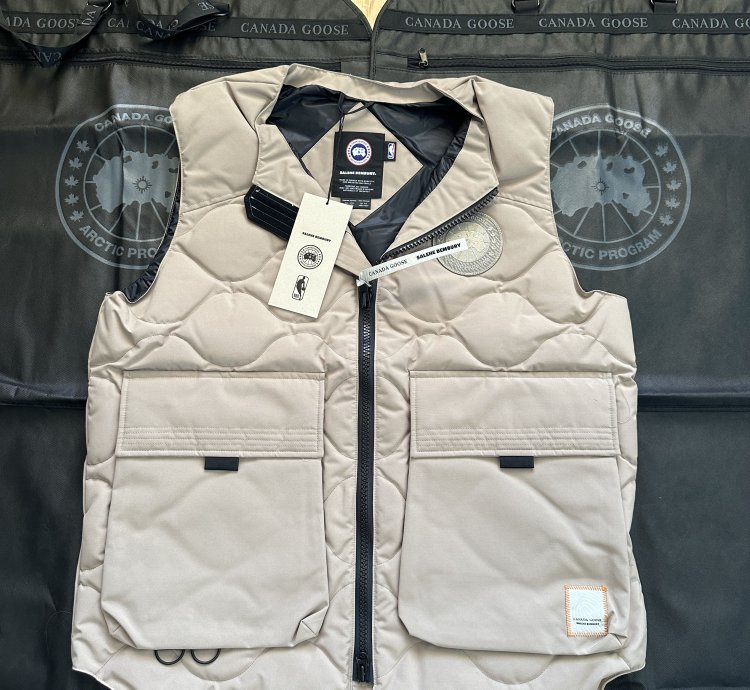 Canada Goose Salehe Bembury NBA Vest Gilet BRAND NEW