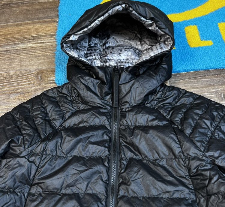Canada Goose SAMPLE Reversible Light Puffer Jacket