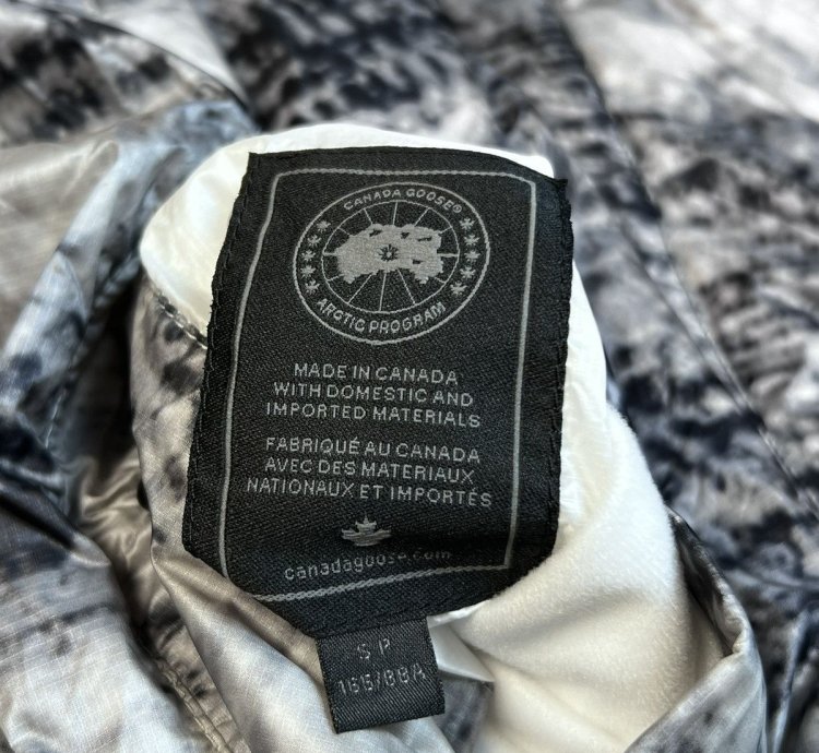 Canada Goose SAMPLE Reversible Light Puffer Jacket
