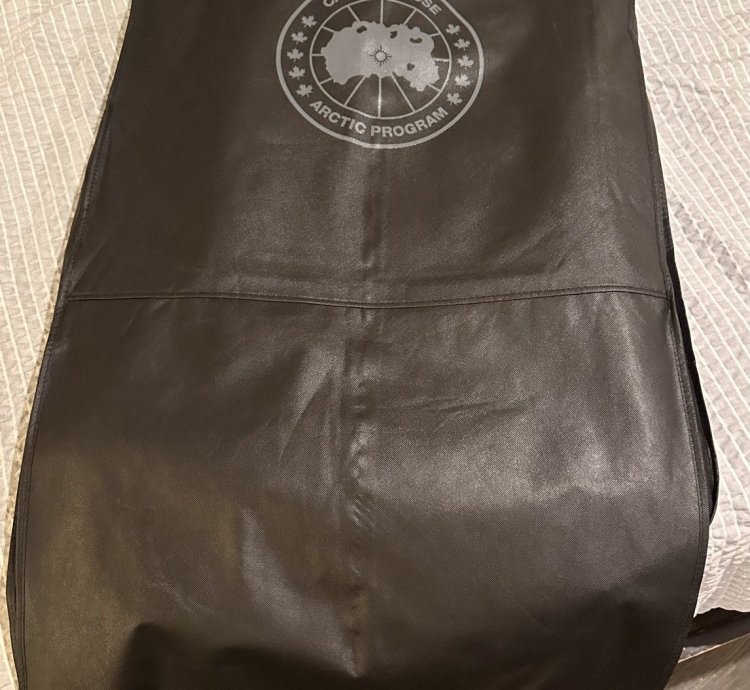 Canada Goose White Carson Parka Humanature