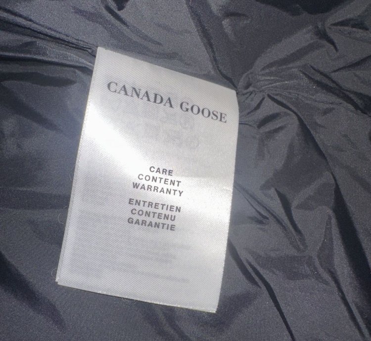 Canada Goose Wyndham Parka (White)
