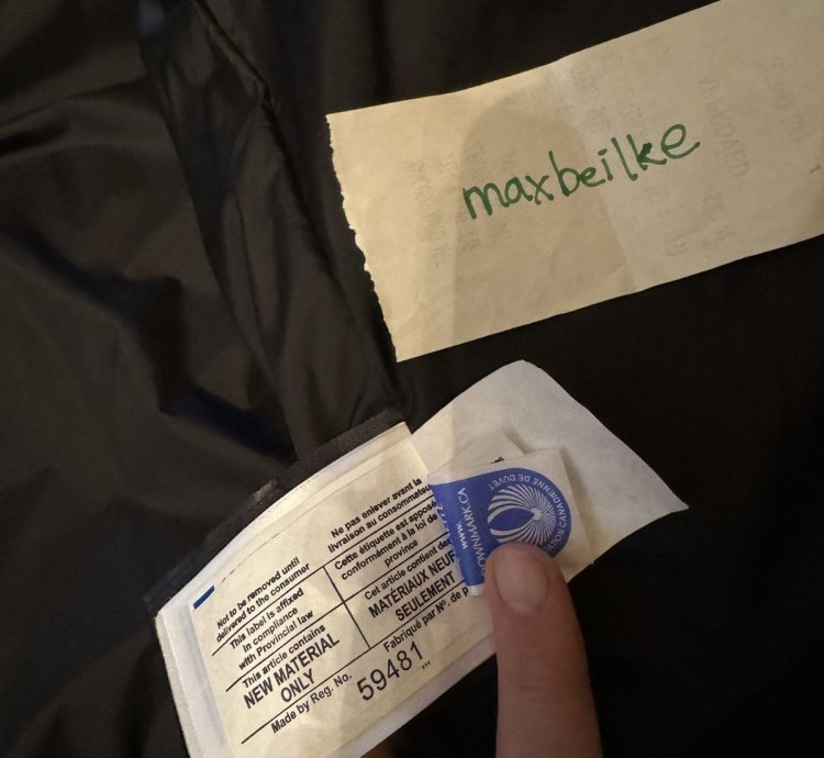Canada Goose Wyndham Parka Size Medium