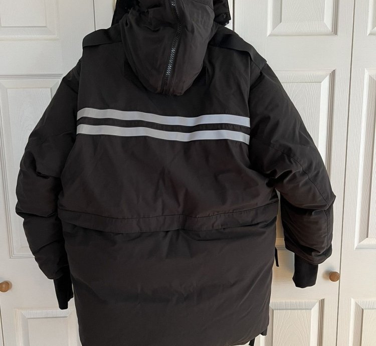 Canadagoose Angel Chen