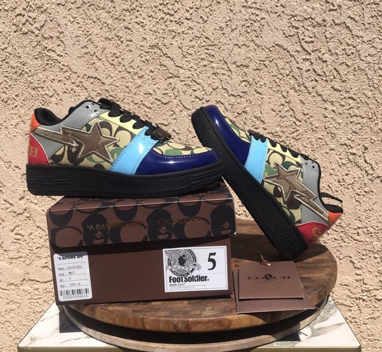 Bape Coach rainbow bapesta size 5