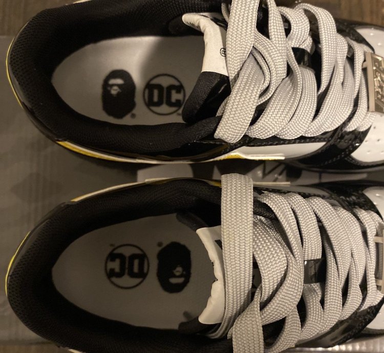 Bape DC Batman Bapesta Low (2021)