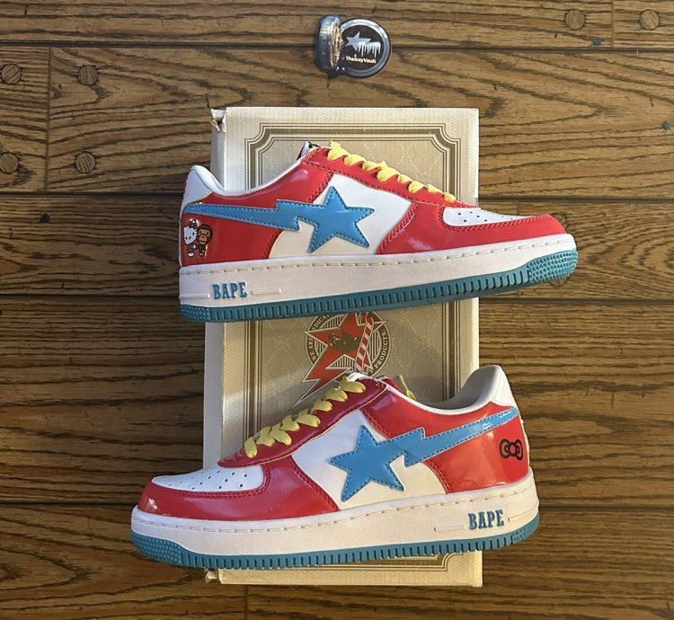 Bape Hello Kitty Bapestas (DS)