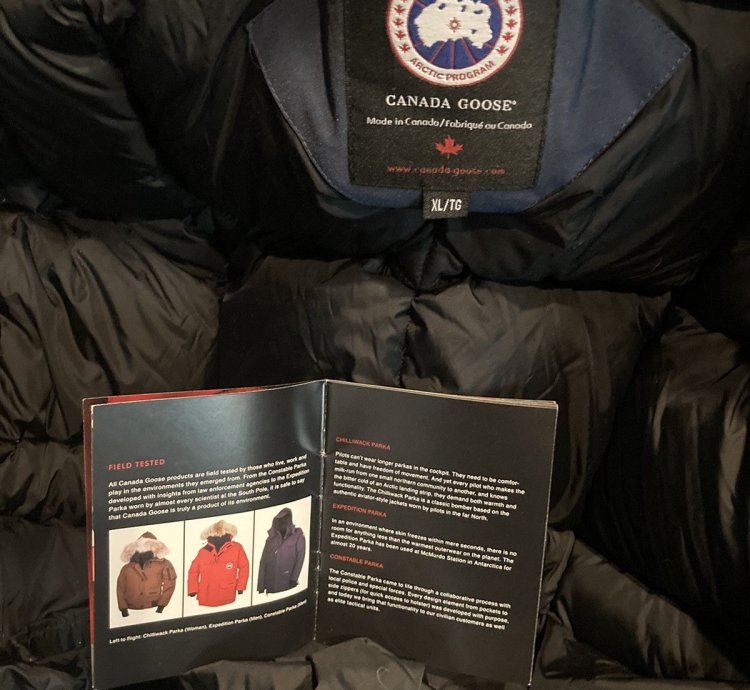 Legendary Canada Goose Expedition parka Jacket Coyote fur
