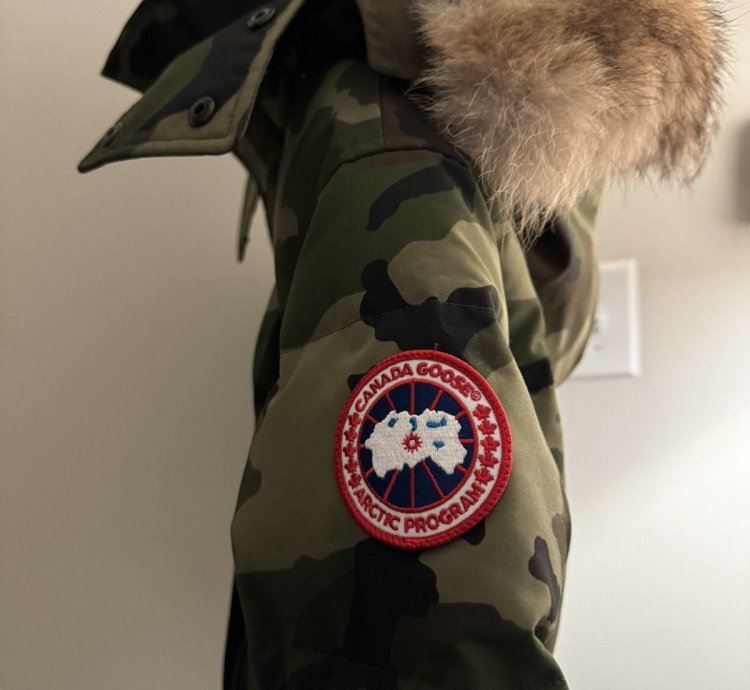 MENS CANADA GOOSE PARKA