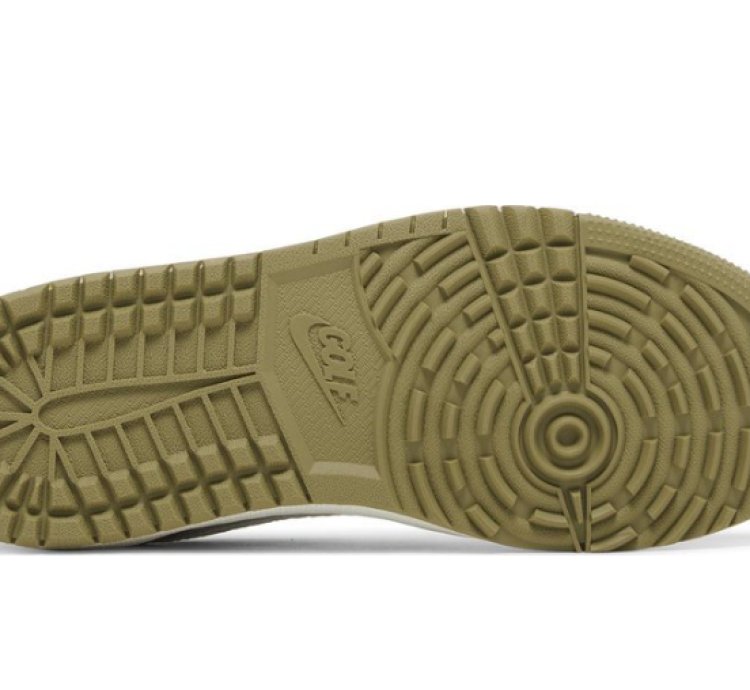 Mens Wmns Travis Scott x Air Jordan 1 Low Golf Neutral Olive FZ3124 200