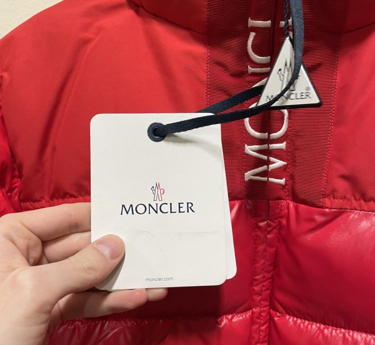 Moncler Bruel Down Jacket 1400