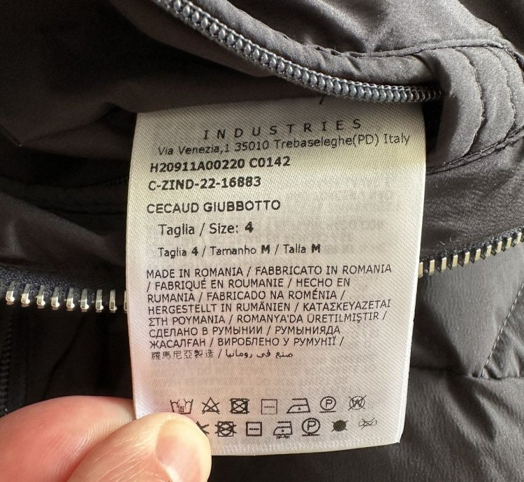 Moncler cecaud jacket brand new with tags size 4