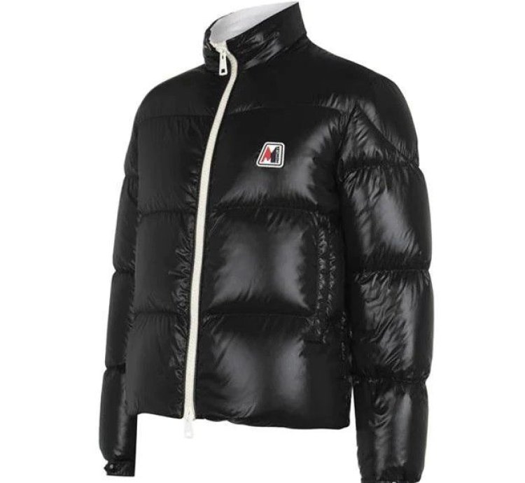 Moncler Chartreuse Down Jacket Black Men Size 4