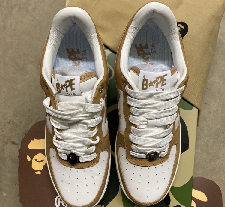 Bape premium leather bapestas beige