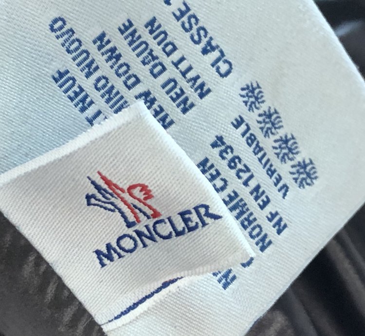 Moncler Damien puffer jacket maya branson bulgarie -2 ever