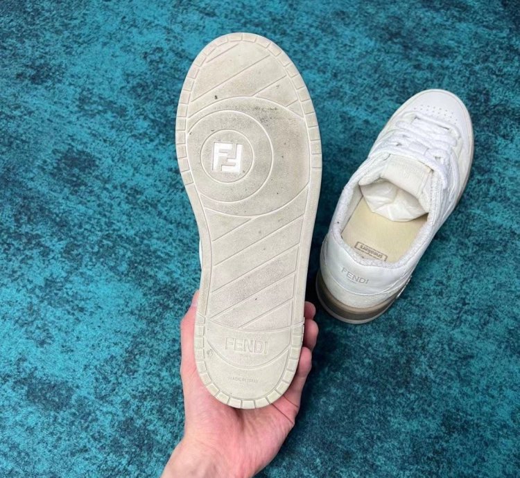 FENDl Match White Suede Low-Tops 'White'