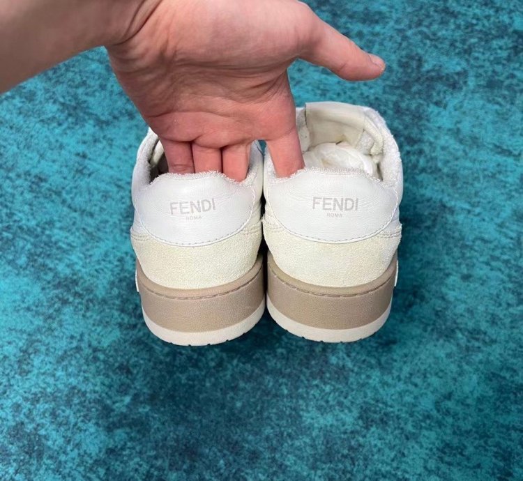 FENDl Match White Suede Low-Tops 'White'