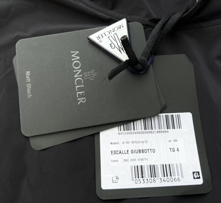 Moncler Escalle Shell Matte Jacket